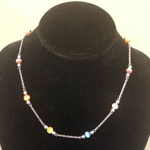 Necklace with asst colored beads